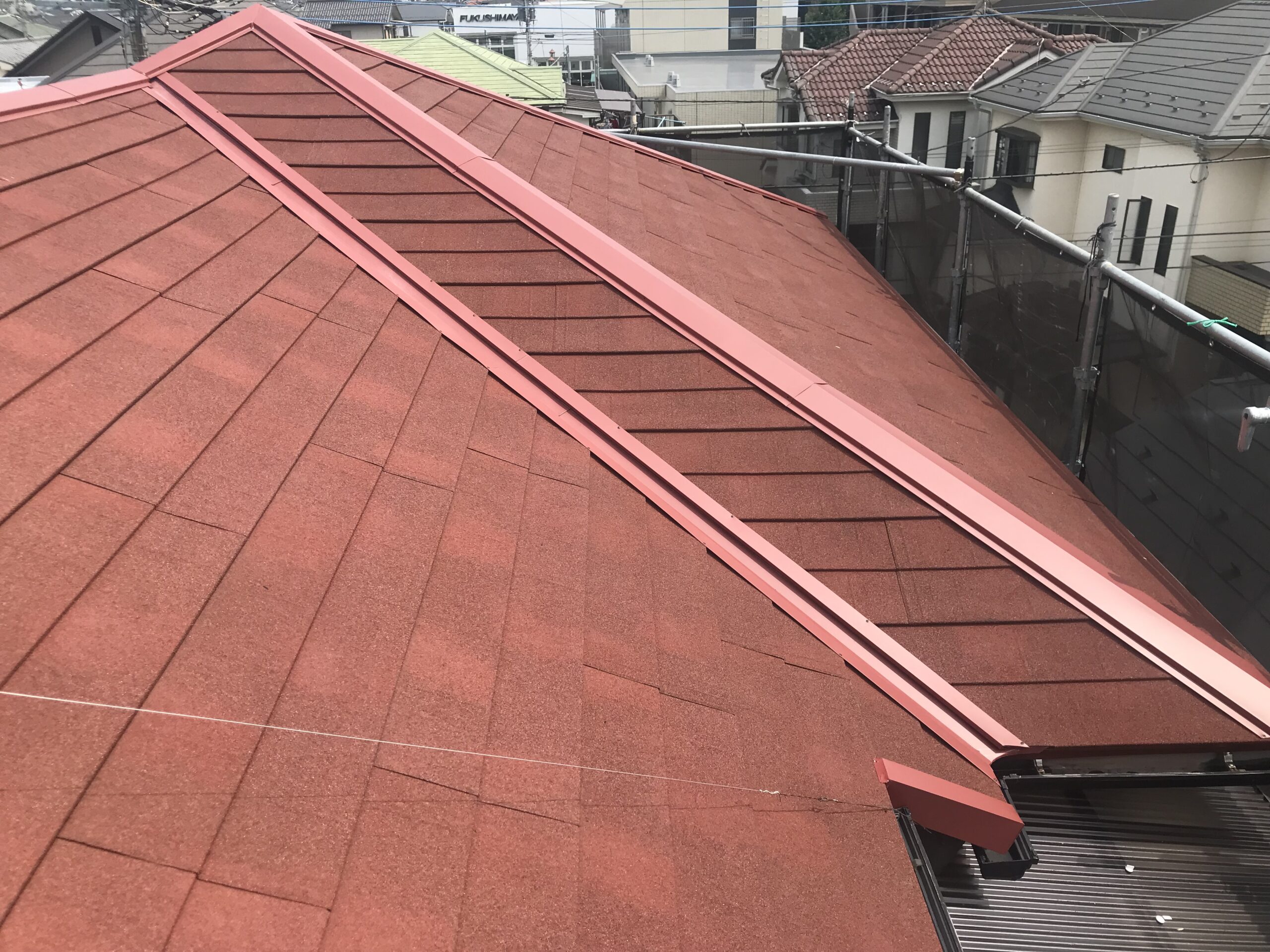 屋根材の色を選んで下さい。